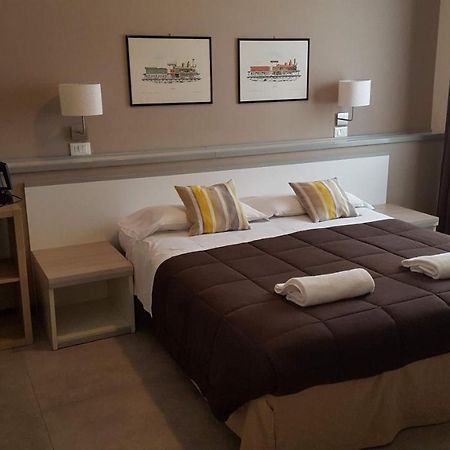 Hotel Arianna Ізео Екстер'єр фото