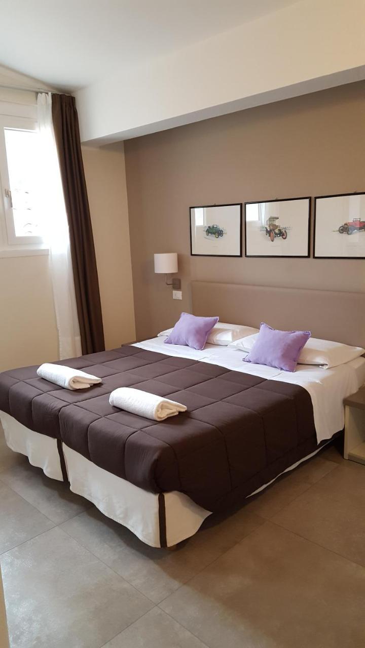 Hotel Arianna Ізео Екстер'єр фото
